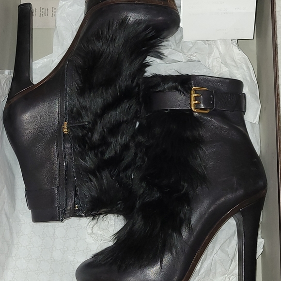 GUCCI Rabbit Saddle Soft Boots w Gold Buckle - Picture 15 of 16